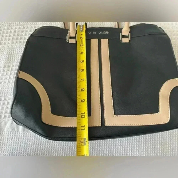 G by Guess Tote Black with Tan Detail Pebbled Leather Travel Bag Shoulder Bag - Picture 13 of 16